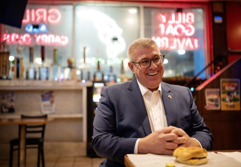 darren-bailey-resumes-illinois-governor-bid-after-family-tragedy