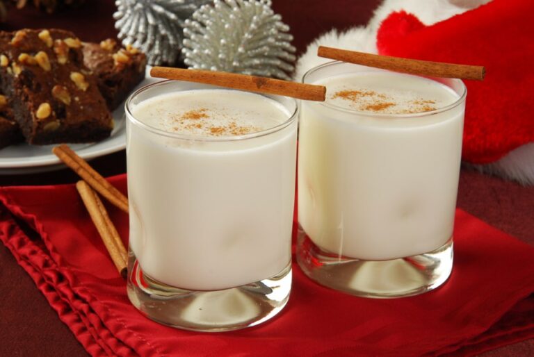 delight-guests-with-this-easy-vegan-eggnog-recipe-for-the-holidays
