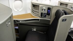 discover-the-luxuries-of-american-airlines-flagship-first-experience