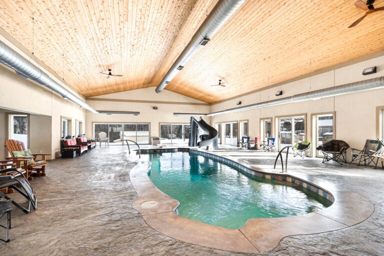 discover-the-most-popular-homes-from-2025-s-house-of-the-week-