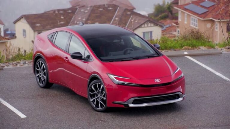 discover-the-top-5-plug-in-hybrids-to-buy-in-2025