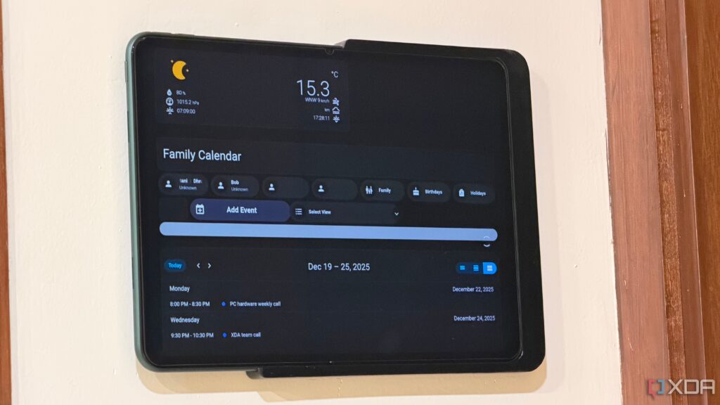 diy-home-assistant-clone-transforms-family-calendar-management