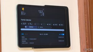 diy-home-assistant-clone-transforms-family-calendar-management