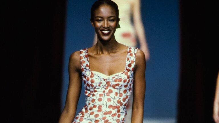 dolce-gabbana-s-1996-collection-fashion-history-unveiled