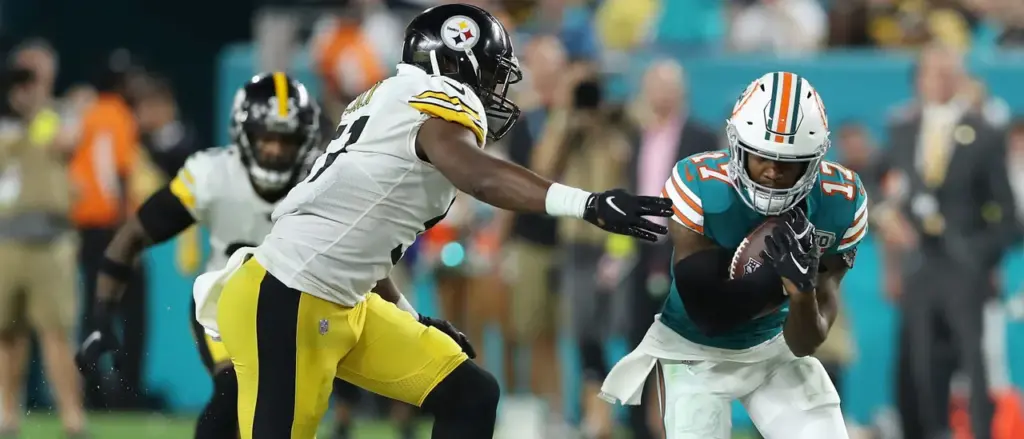 dolphins-prepare-for-frigid-mnf-matchup-against-steelers