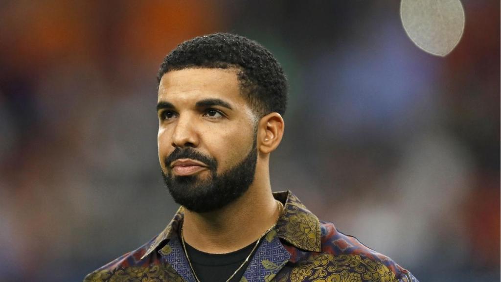 drake-laughter-turns-awkward-as-streamer-jokes-about-nsfw-leak