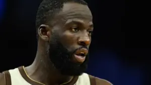 draymond-green-weighs-in-on-nfl-mvp-race-as-season-nears-end