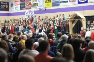 faith-based-schools-emphasize-community-spirit-during-holiday-season