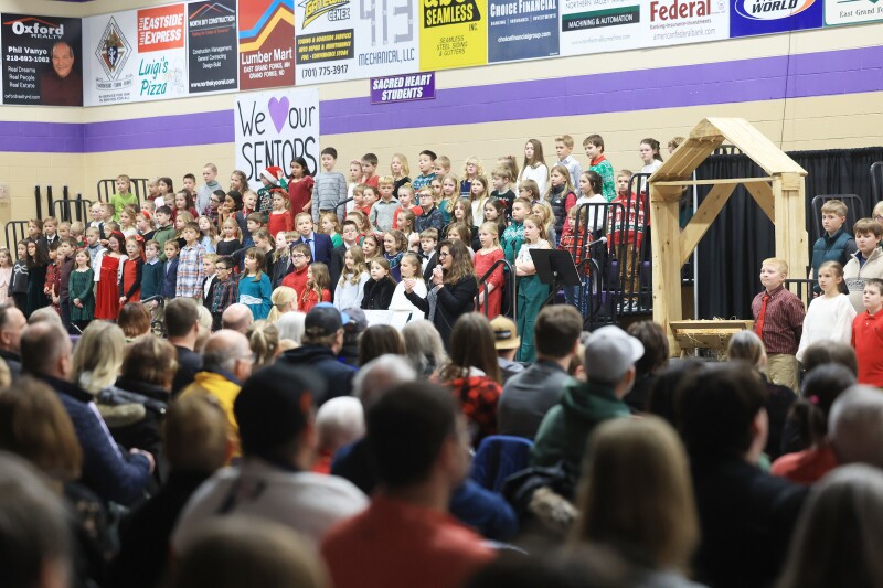 faith-based-schools-emphasize-community-spirit-during-holiday-season