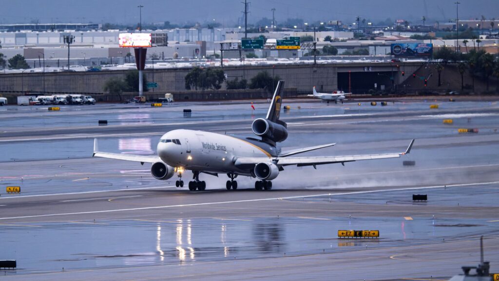 fedex-faces-operational-crisis-amid-md-11-grounding