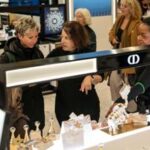fragrance-sales-surge-december-accounts-for-25-of-annual-sales