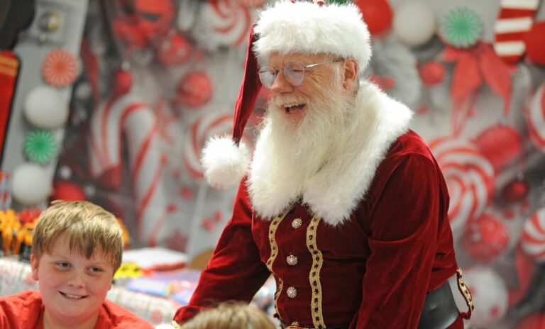 harbor-health-care-delivers-holiday-cheer-with-breakfast-event