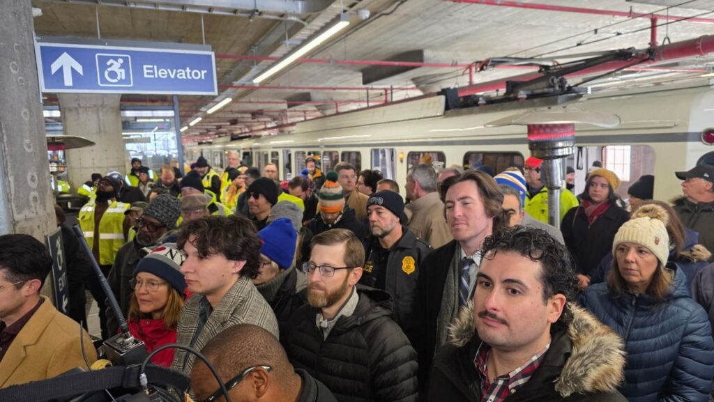 historic-dl-w-terminal-opens-today-changes-coming-to-ny-shelters