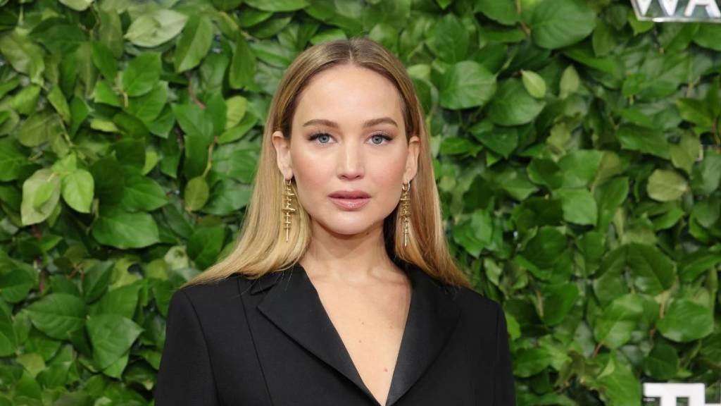 jennifer-lawrence-reveals-urgent-adderall-mix-up-on-set