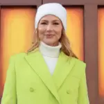 jewel-stuns-fans-with-bikini-photos-from-barbuda-getaway