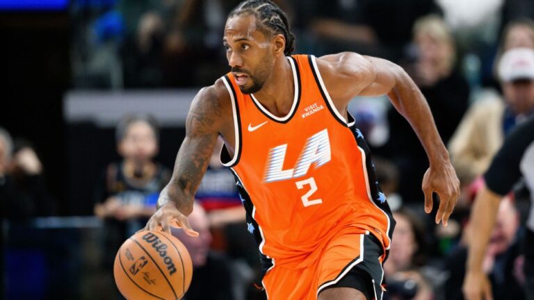 kawhi-leonard-scores-55-points-as-clippers-extend-winning-streak