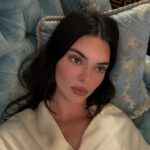 kendall-jenner-s-stunning-miniskirt-breaks-1-million-views-