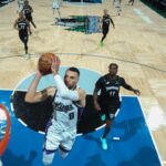 kings-zach-lavine-exits-game-with-ankle-injury-vs-wolves