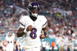 lamar-jackson-trade-rumors-heat-up-dolphins-and-raiders-eye-qb