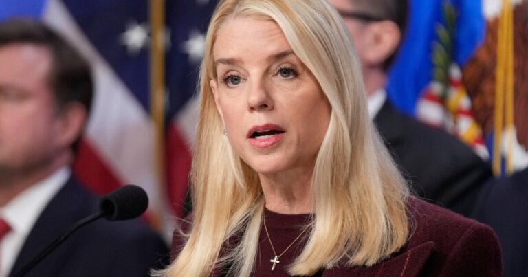 lawmakers-threaten-contempt-against-bondi-over-epstein-files