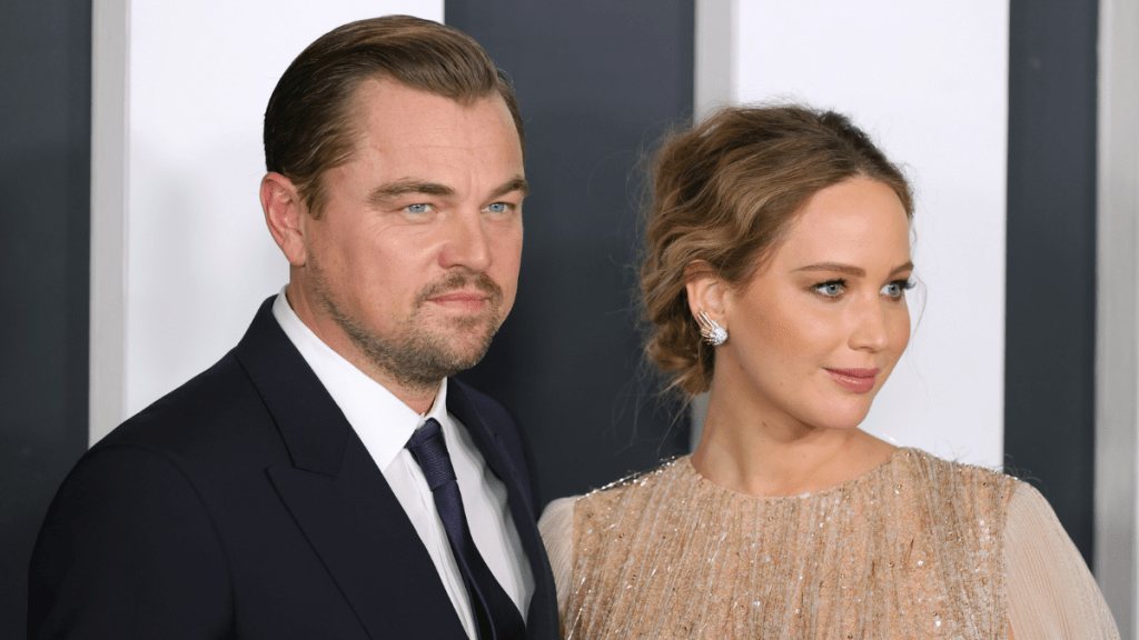 leonardo-dicaprio-urges-jennifer-lawrence-to-get-dvd-player-now