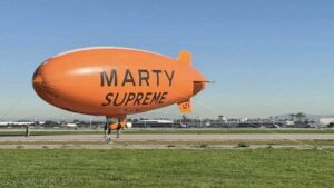 marty-supreme-blimp-soars-over-natchez-on-new-year-s-eve-