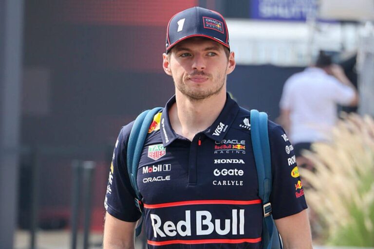 max-verstappen-leads-as-abu-dhabi-grand-prix-decides-championship