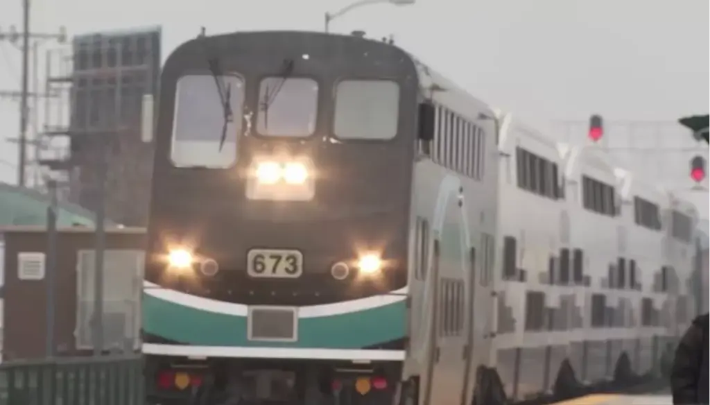 metrolink-launches-10-day-pass-for-holiday-travel-in-socal