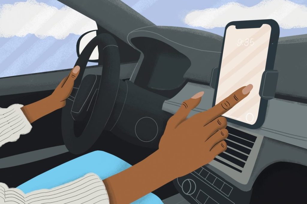 new-study-reveals-touchscreens-in-cars-are-distracting-drivers