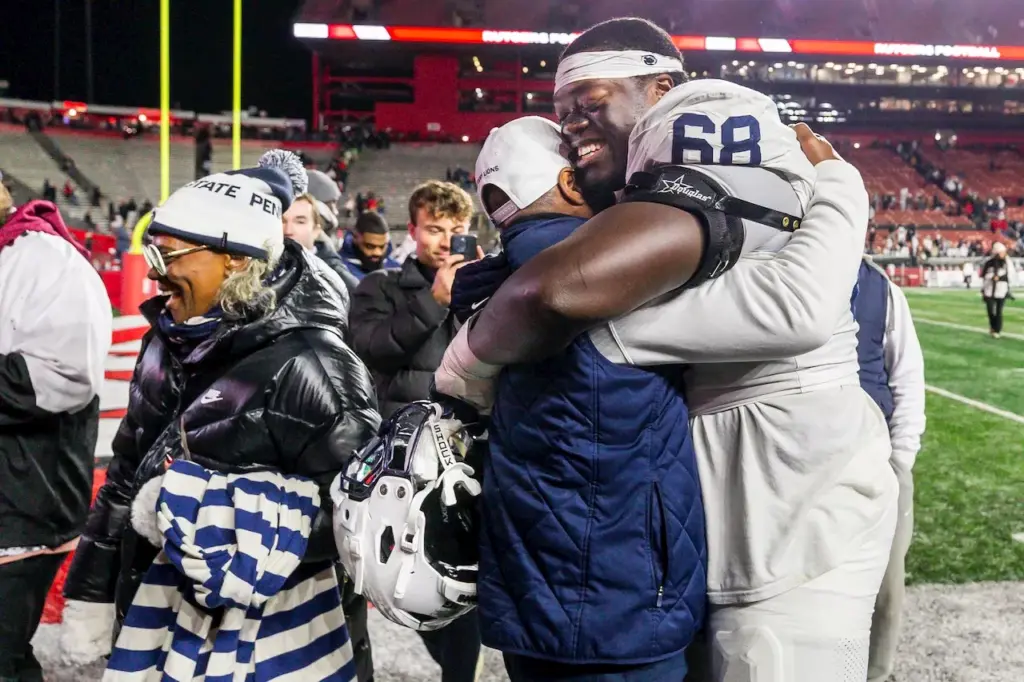 peyton-falzone-commits-to-penn-state-backs-terry-smith-for-coach