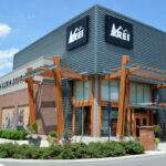 rei-slashes-down-parka-price-to-137-for-cyber-monday-deals