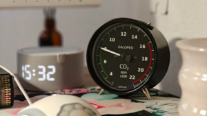 retro-gauges-transformed-into-smart-displays-with-esp32-tech