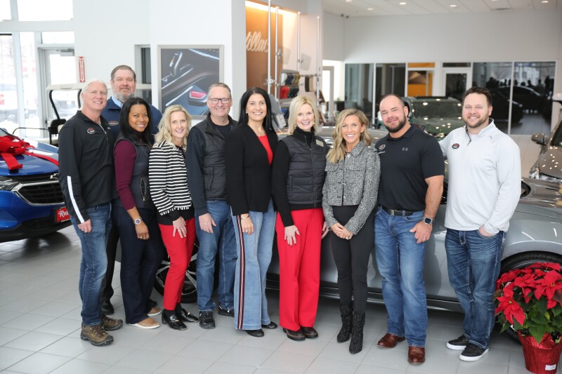 rydell-donates-three-vehicles-at-annual-angels-on-wheels-event