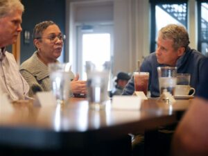 sherrod-brown-advocates-for-affordable-care-act-in-toledo-roundtable