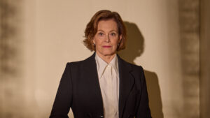 sigourney-weaver-celebrates-career-at-red-sea-film-festival