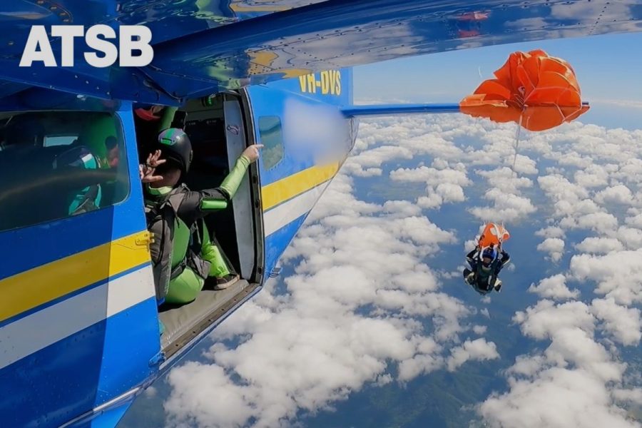 skydiver-dangling-at-15-000-feet-after-parachute-snags-plane