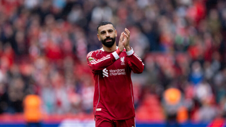 steve-nicol-warns-liverpool-against-rushing-mohamed-salah-back