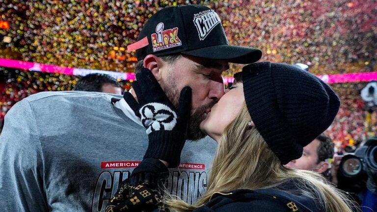taylor-swift-supports-travis-kelce-in-possible-final-home-game