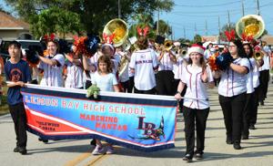 thousands-celebrate-holiday-spirit-at-rotonda-west-parade