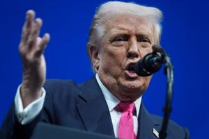 trump-orders-states-to-halt-ai-regulations-sparking-debate