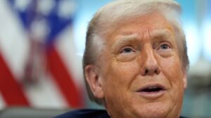 trump-s-approval-rating-plummets-to-39-in-latest-polling