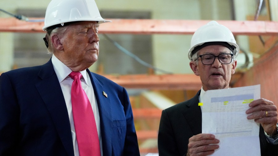 trump-threatens-lawsuit-against-fed-chair-powell-over-incompetence