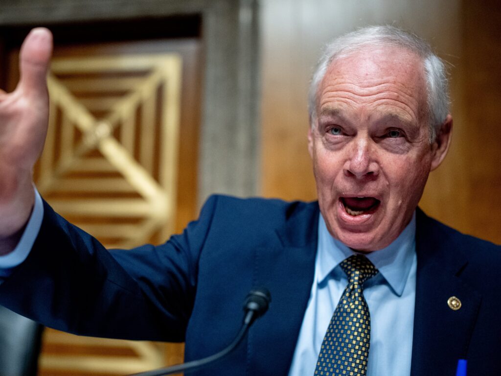 urgent-ron-johnson-endorses-controversial-chemical-for-cancer-treatment