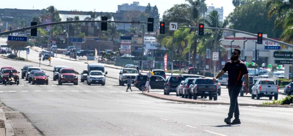 urgent-update-lapd-cracks-down-on-jaywalking-amid-rising-pedestrian-deaths