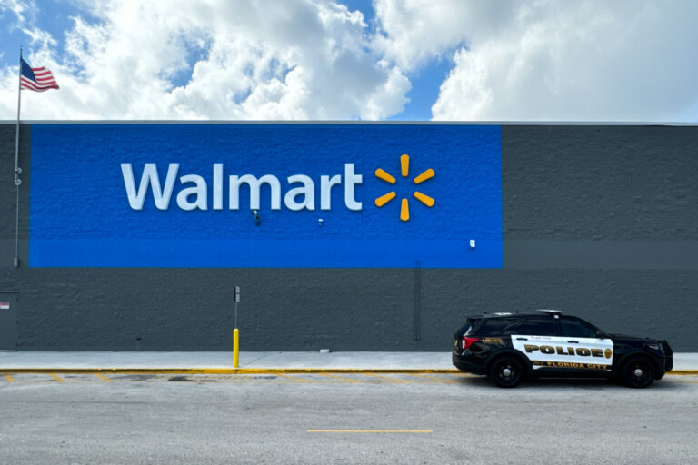 walmart-slashes-price-of-32-piece-cookware-set-to-just-79-