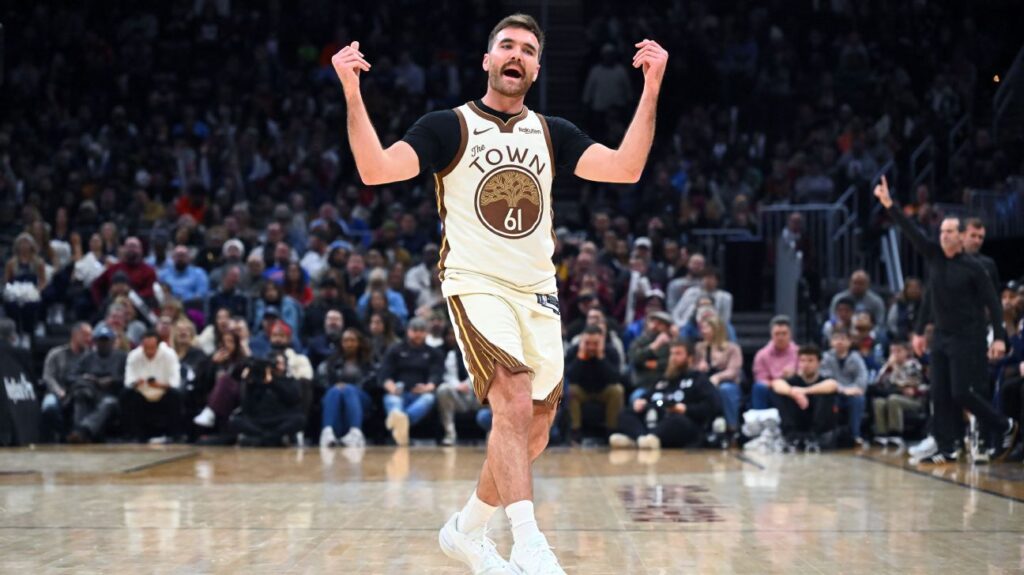 warriors-shock-cavaliers-99-94-with-spencer-s-career-night