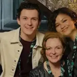 zendaya-and-tom-holland-celebrate-engagement-with-family-game-night