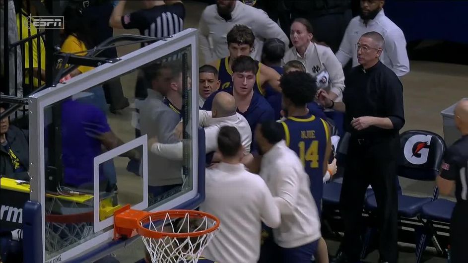 acc-publicly-rebukes-notre-dame-s-shrewsberry-after-game-incident