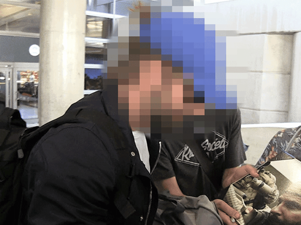 actor-spotted-at-lax-can-you-guess-who-this-straight-shooter-is-