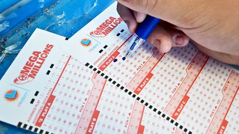 anonymous-georgia-resident-claims-983m-mega-millions-jackpot